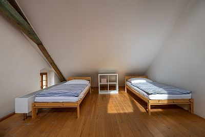 Apartment J. Pleskot