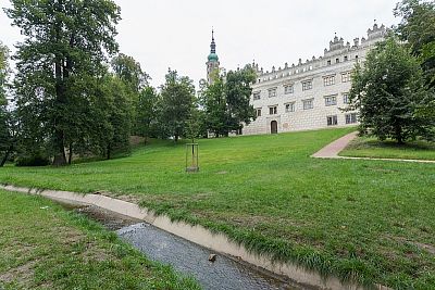 Laminátové koryto potoka