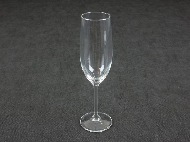 Glasses for sparkling wine